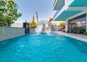 شقة 2+1 مطلة على البحر في محمودلار