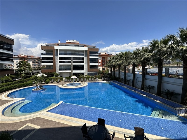 شقة من الدرجة الممتازة في منطقة أوبا