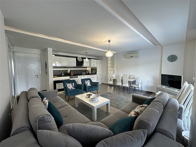 شقة من الدرجة الممتازة في منطقة أوبا