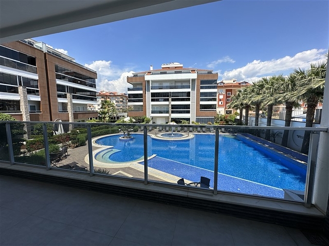 شقة من الدرجة الممتازة في منطقة أوبا