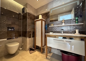 شقة من الدرجة الممتازة في منطقة أوبا