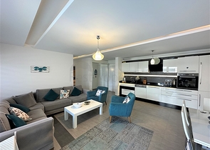 شقة من الدرجة الممتازة في منطقة أوبا