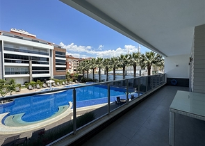 شقة من الدرجة الممتازة في منطقة أوبا