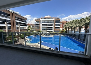 شقة من الدرجة الممتازة في منطقة أوبا