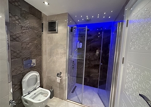 شقة من الدرجة الممتازة في منطقة أوبا