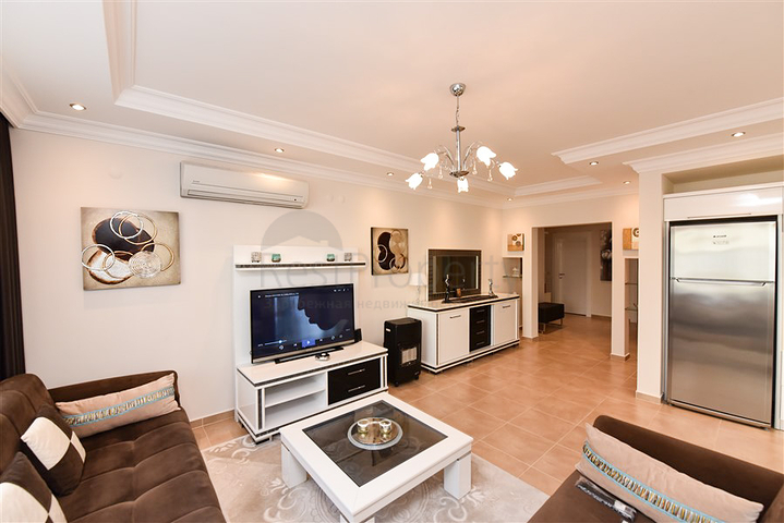 شقة فسيحة 2 + 1 على بعد 150 متر فقط من البحر في منطقة أوبا