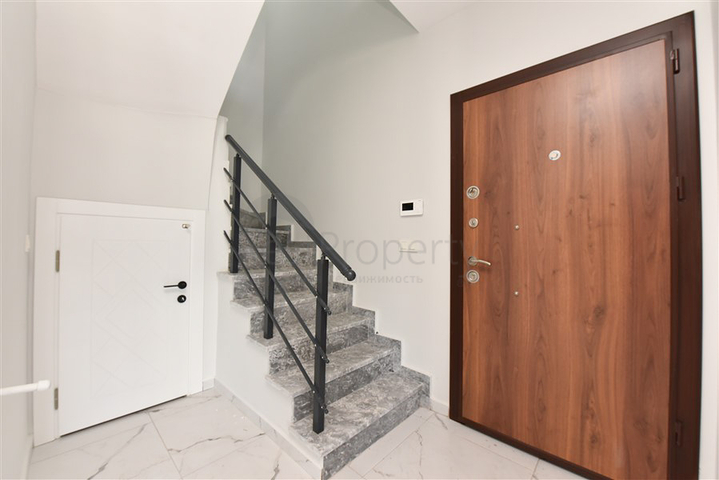 بنتهاوس 3+1 في منطقة محمودلار