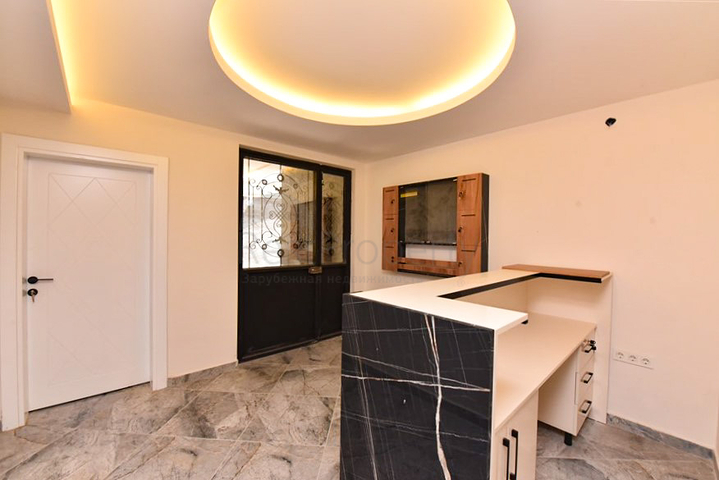 شقة 1+1 في محمودلار;