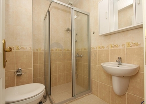 شقة 2+1 في منطقة كليوباترا الشعبية