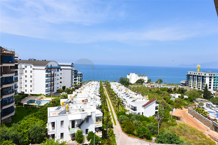 بنتهاوس 3+1 في منطقة كارجيجاك مع إمكانية الحصول على الجنسية التركية