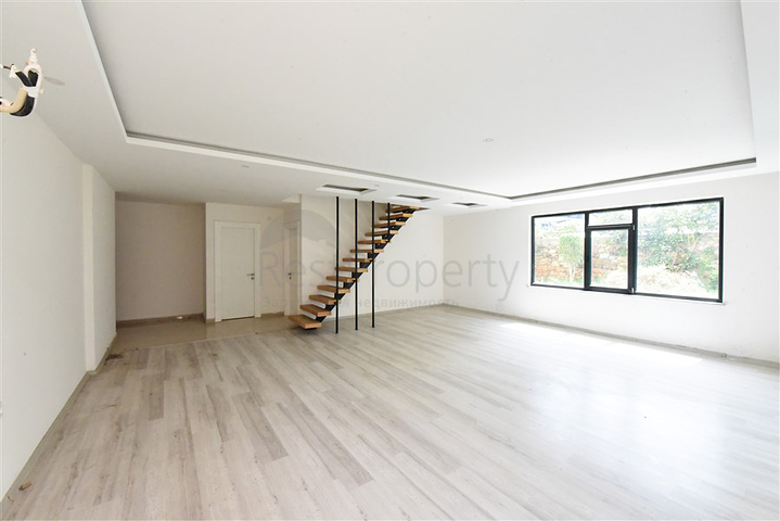 دوبلكس فاخر للحصول على الجنسية