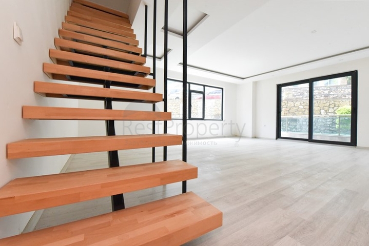 دوبلكس فاخر للحصول على الجنسية