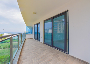 دوبلكس فاخر للحصول على الجنسية