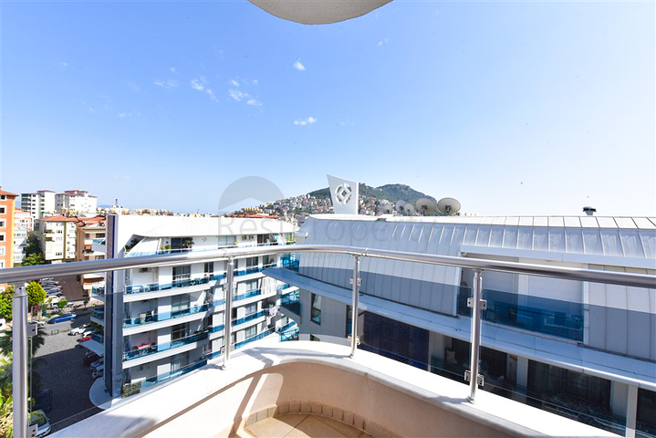 شقة 3 + 1 في وسط ألانيا