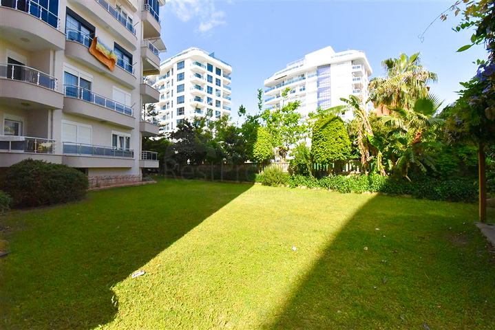 شقة 3 + 1 في وسط ألانيا