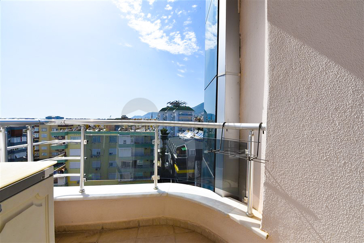 شقة 3 + 1 في وسط ألانيا