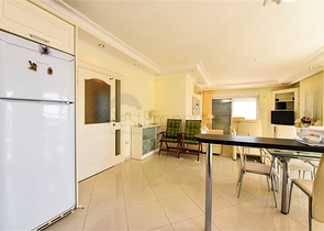 شقة 3 + 1 في وسط ألانيا