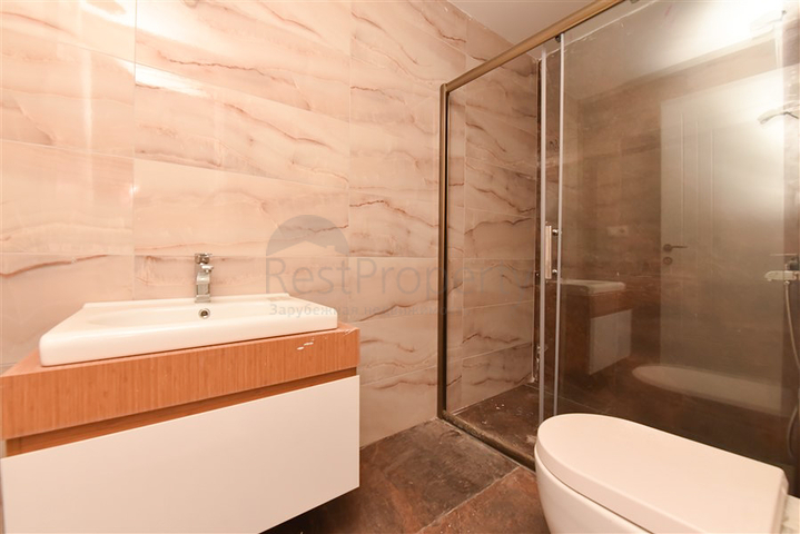 شقة 2+1 في منطقة كارجيجاك الخلابة ، على بعد 300 متر فقط من البحر