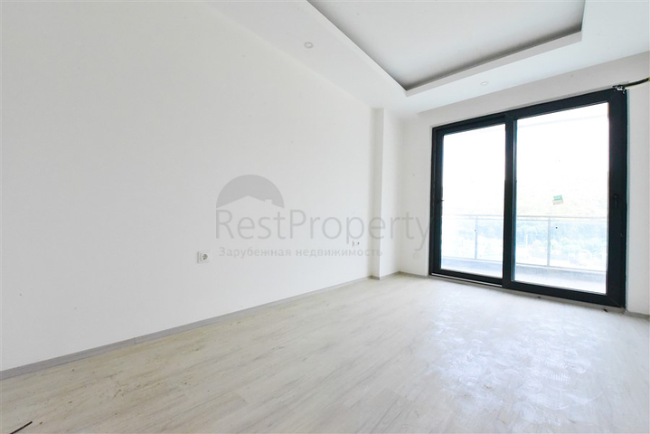 شقة 2+1 في منطقة كارجيجاك الخلابة ، على بعد 300 متر فقط من البحر