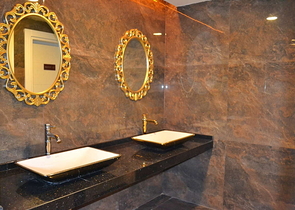 شقة 2+1 في منطقة كارجيجاك الخلابة ، على بعد 300 متر فقط من البحر