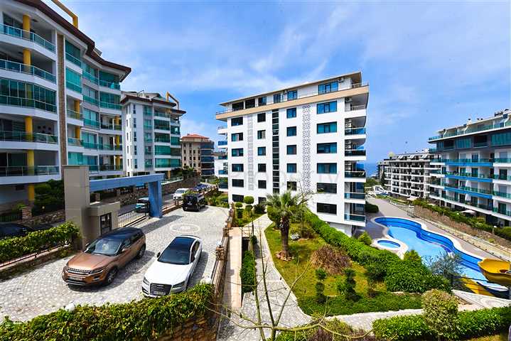 شقة 1+1 في مجمع مع بنية تحتية في منطقة كارجيجاك