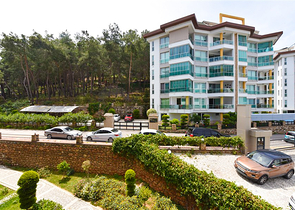 شقة 1+1 في مجمع مع بنية تحتية في منطقة كارجيجاك