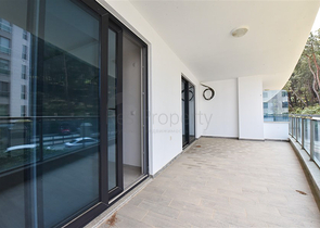 شقة 1+1 في مجمع مع بنية تحتية في منطقة كارجيجاك