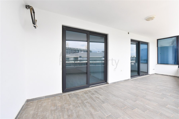 بنتهاوس فاخر يطل على البحر الأبيض المتوسط في منطقة كارجيجاك