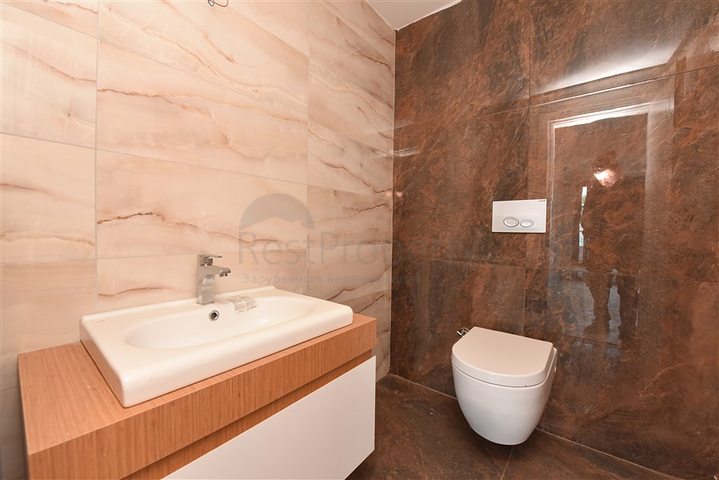 بنتهاوس فاخر يطل على البحر الأبيض المتوسط في منطقة كارجيجاك