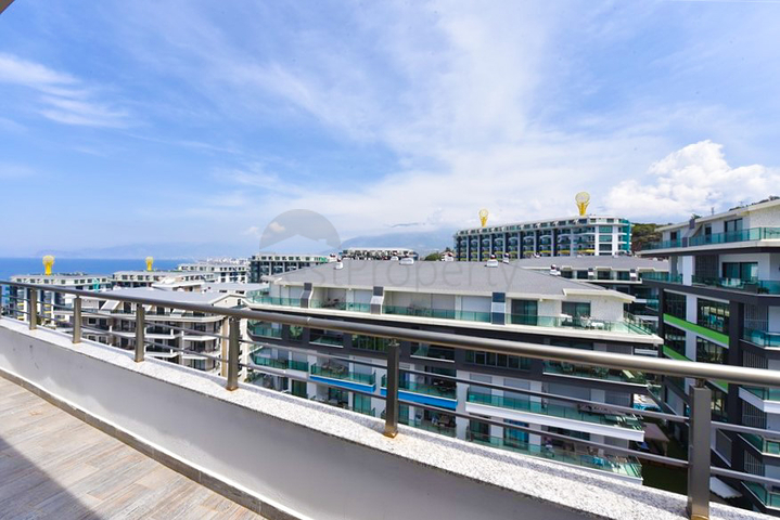 بنتهاوس فاخر يطل على البحر الأبيض المتوسط في منطقة كارجيجاك