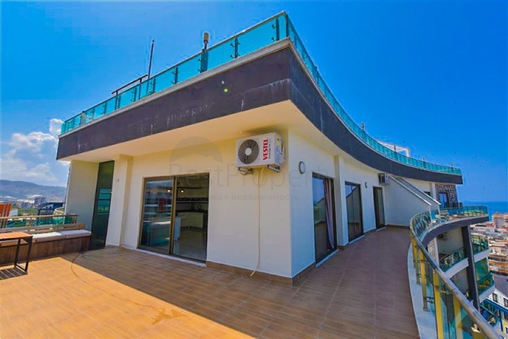 بنتهاوس واسع 3 + 1 في منطقة محمودلار