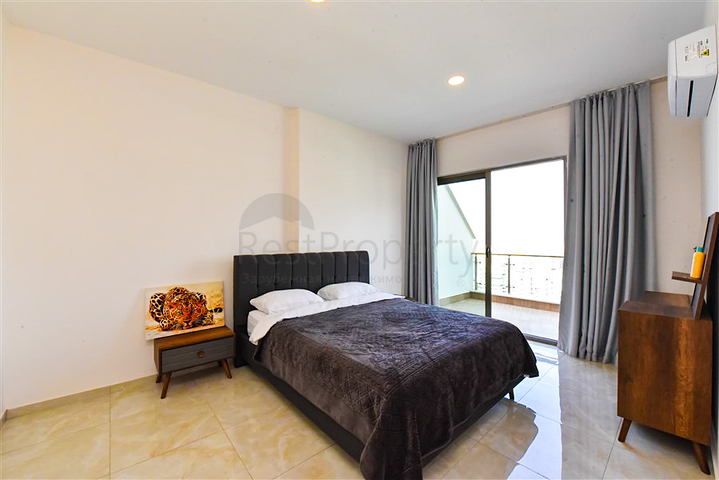 بنتهاوس واسع 3 + 1 في منطقة محمودلار