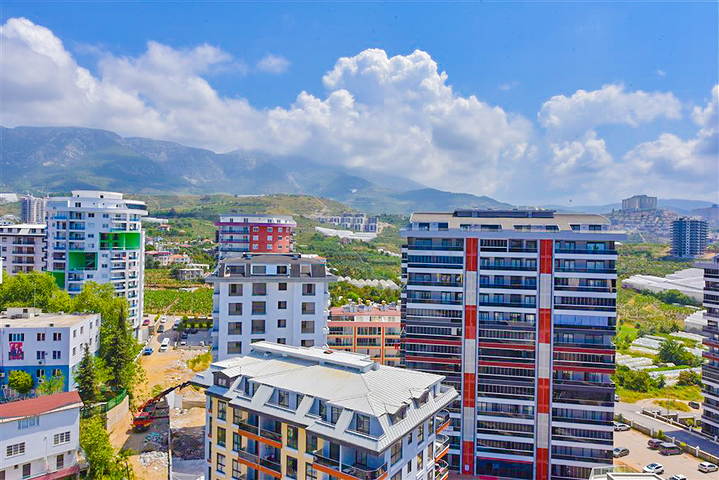 بنتهاوس واسع 3 + 1 في منطقة محمودلار