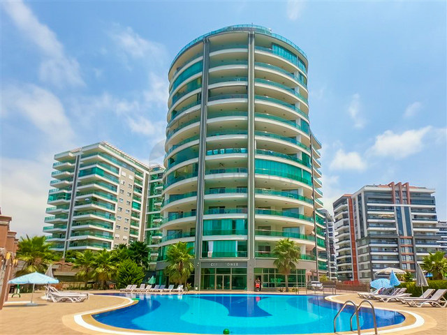 بنتهاوس واسع 3 + 1 في منطقة محمودلار