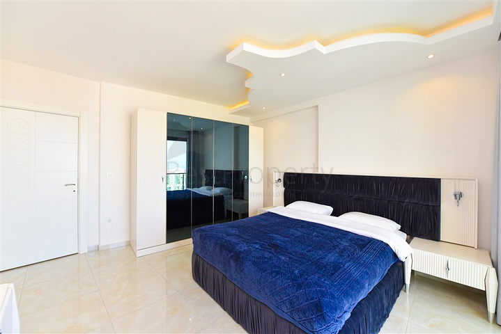 بنتهاوس واسع 3 + 1 في منطقة محمودلار