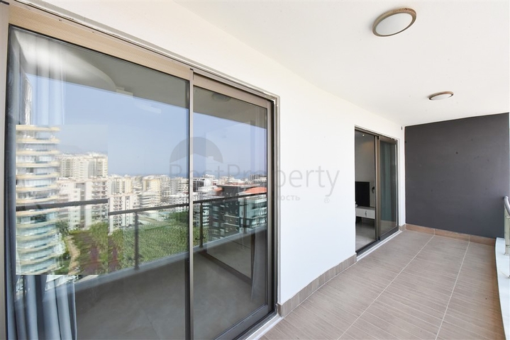 بنتهاوس واسع 3 + 1 في منطقة محمودلار