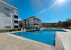 شقة 2 + 1 في منطقة أوبا 