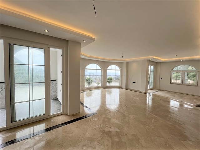 فيلا 3+1 مع إطلالة بانورامية على البحر مع إمكانية الحصول على الجنسية التركية