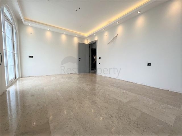 فيلا 3+1 مع إطلالة بانورامية على البحر مع إمكانية الحصول على الجنسية التركية