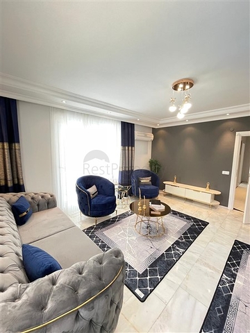 شقة فسيحة 2 + 1 على بعد 500 متر فقط من البحر في منطقة أوبا