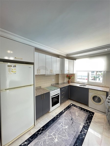 شقة فسيحة 2 + 1 على بعد 500 متر فقط من البحر في منطقة أوبا