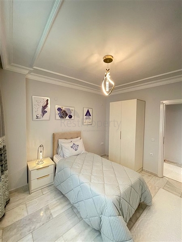 شقة فسيحة 2 + 1 على بعد 500 متر فقط من البحر في منطقة أوبا