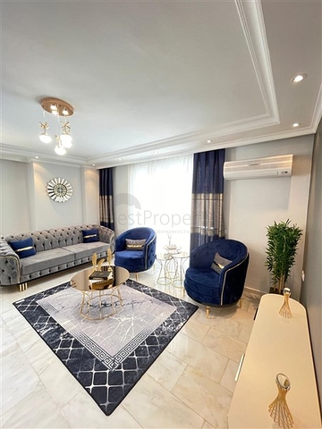 شقة فسيحة 2 + 1 على بعد 500 متر فقط من البحر في منطقة أوبا