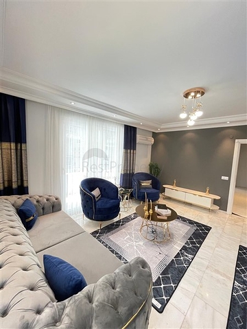 شقة فسيحة 2 + 1 على بعد 500 متر فقط من البحر في منطقة أوبا