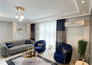 شقة فسيحة 2 + 1 على بعد 500 متر فقط من البحر في منطقة أوبا