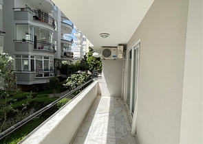 شقة فسيحة 2 + 1 على بعد 500 متر فقط من البحر في منطقة أوبا