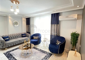 شقة فسيحة 2 + 1 على بعد 500 متر فقط من البحر في منطقة أوبا