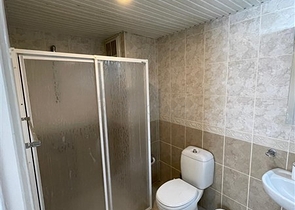 شقة فسيحة 2 + 1 على بعد 500 متر فقط من البحر في منطقة أوبا