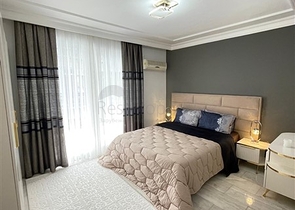 شقة فسيحة 2 + 1 على بعد 500 متر فقط من البحر في منطقة أوبا