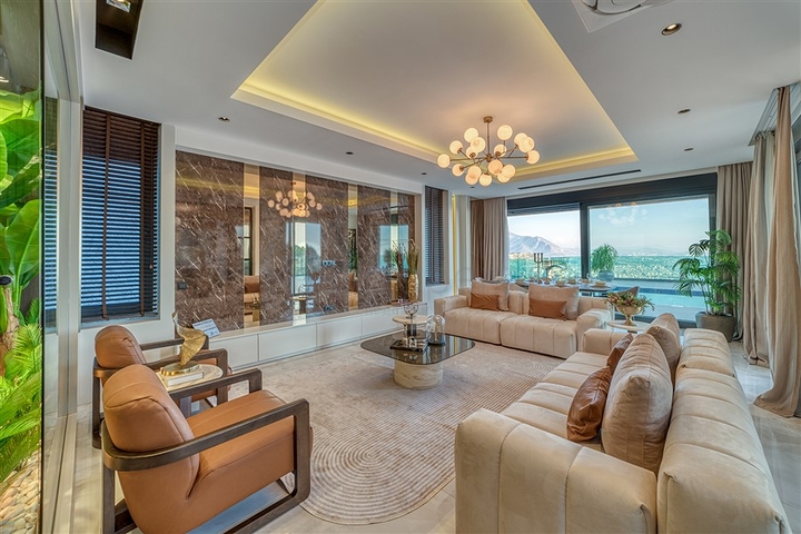 فيلا فاخرة 4 + 1 مع إطلالات خلابة على ألانيا بأكملها